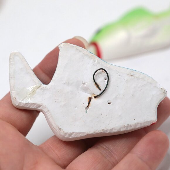 Vintage Miller Studio Chalkware Fish Iridescent Kitschy Big Lips Lashes x 3 MCM - Picture 5 of 12